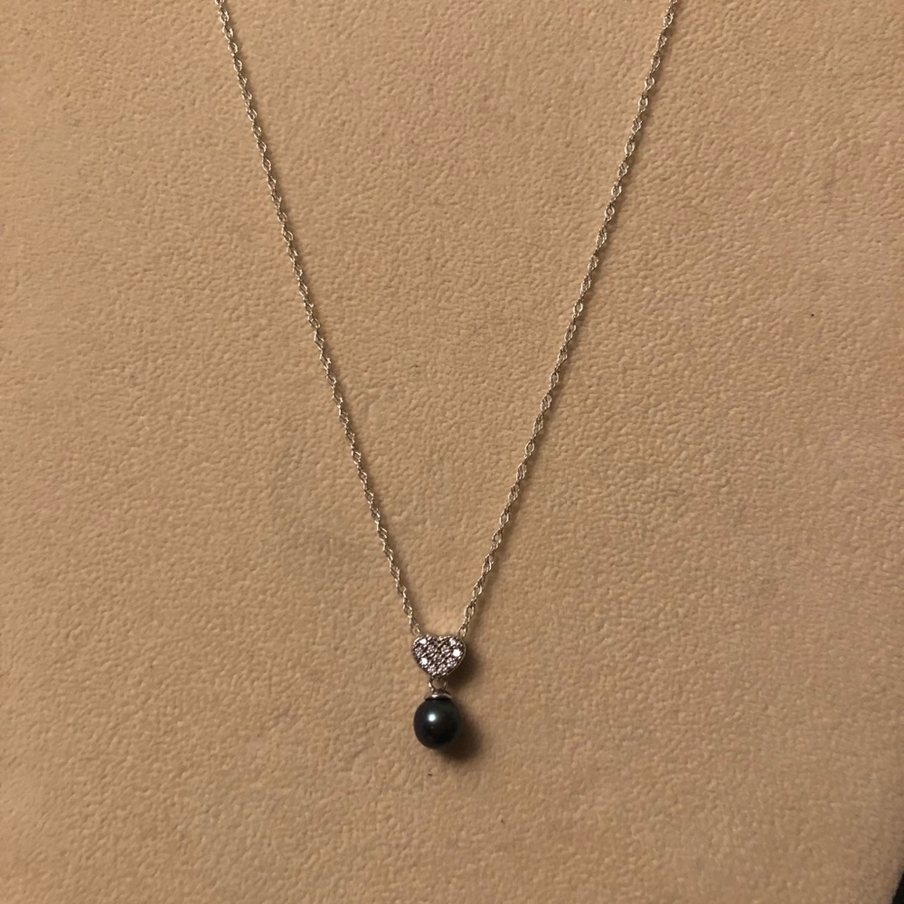 Vantel Pearls necklace